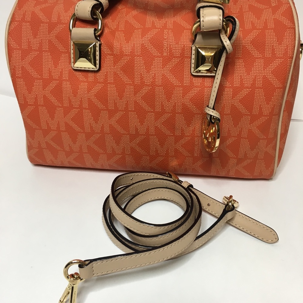 Sold.    Micheal Kors Tangerine leather Grayson - Picture 8 of 8